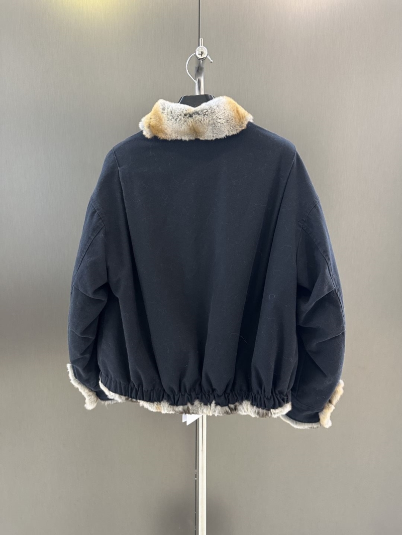 Ce1i*e outwears